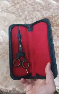 قیچی آرایشگری حرفه ای