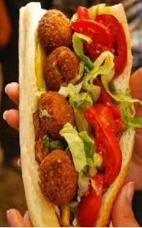نیازمند نیرو برای فست فود