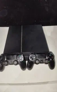 ps4کپی خور با دوتا دسته اوجینال