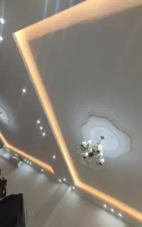 نصاب دکوراسیون داخلی، تزئینات ساختمان ،