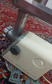 چرخ گوشت اصل ژاپن  نصف قیمت فروش فوری