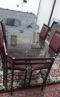 میز غذاخوری ۴ نفره