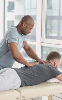 آموزش تخصصی ماساژآقایان دوره حرفه‌ای ویژه بازارکار