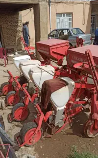 ذرتکار