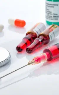 خدمات تزریقات در منزل ۲۴ ساعته اورژانسی
