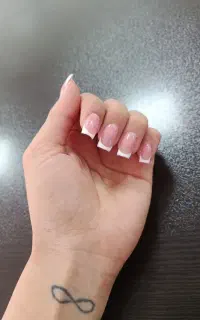 کاشت ناخن