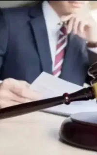 وکیل پایه یک دادگستری و مشاور متخصص حقوقی