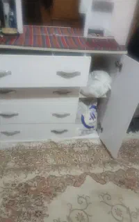 کمد لباس وجای لوازم ارایش