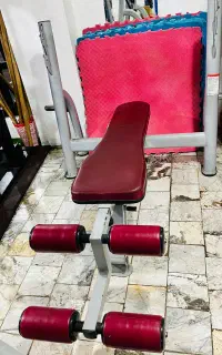 میز پرس سینه