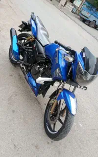 آپاچی ۱۸۰ آبی