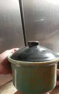 یک عدد ظرف سفالی