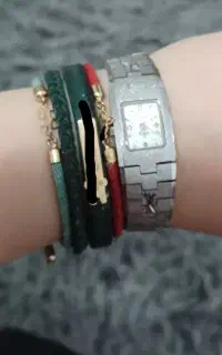 ساعت بسیار زیبا