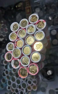 رول سکه 25 تومانی فیضیه