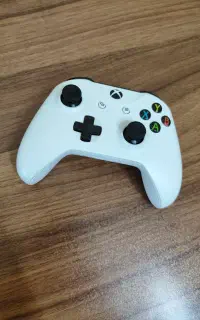 دسته Xbox one s