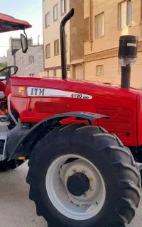 تراکتور ۴۱۲۰ درحد خشک مدل ۱۴۰۳