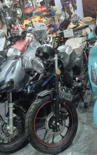 ایروکس کلیک adv هندا باکسر