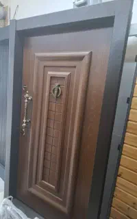 نصب درب چوبی