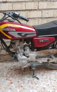 موتور۲۰۰ کاربرات