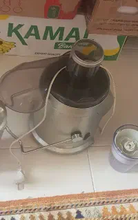 فروش اب میوه گیری و همه کاره