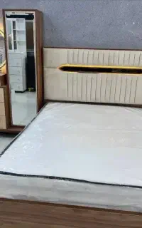 تخت پروانه ای جنب بیمارستان جلیل