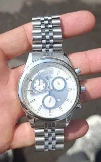 ساعت نو آک