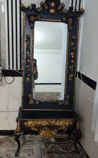 ساعت و آینه