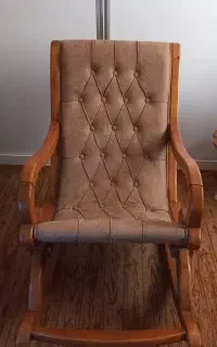 صندلی راک در حد نو