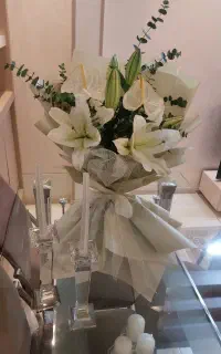 بهترین قیمت و کیفیت دسته گل طبیعی لیلیوم رز...