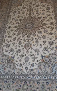 1جفت فرش دستبافت کرم شیک درحدنوسالم بدون سوختگیرفو