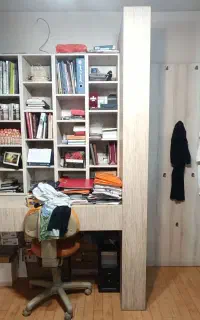 کتابخانه و میز کار و جالباسی