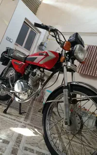 هندا هیلتون 93عروسک