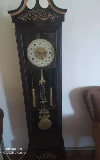 ساعت ایستاده چوبی