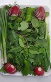 پاک کردن سبزی درمنزل