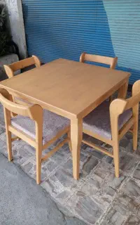 ساخت انواع میز و صندلی ناهار خوری