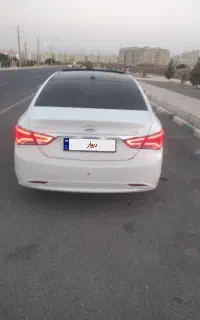 خودرو هیوندای سوناتا YF