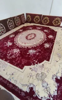 فرش ۱۲ متری و ۲جفت پشتی