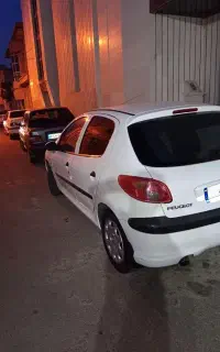 پژو ۲۰۶ مدل ۸۹