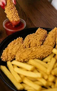 نیازمند نیرو قنادی و فست فودی در محدوده پاکنژاد