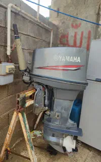 موتور قایق ۸۵ بشرط با بدنه ۳۰