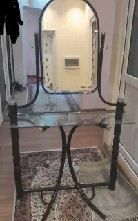میز آرایش تمام فلزی با رنگ مشکی اکلیلی