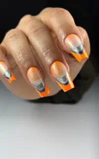 ناخنکار آماده همکاری