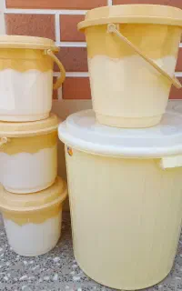 سطل پلاستیکی