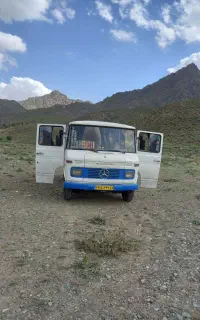 مینی بوس بنز جهت پذیرش سرویس و دربستی