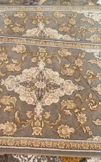 پادری گل برجسته