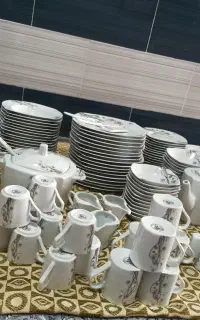 سرویس چینی۱۸نفره