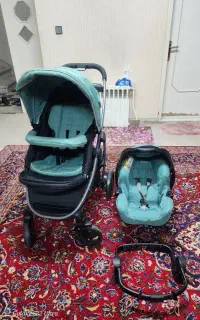 کالسکه و کریر گراکوخیلی تمیز فقط داخل منزل بوده