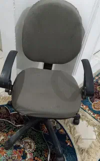صندلی چرخشی جک دار در حد نو