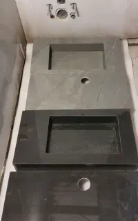 شاگرد برای کاشیکاری  فوری کسی هست خبر بده