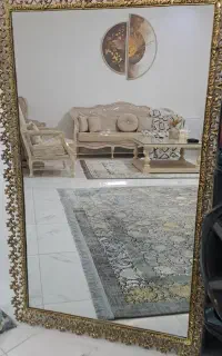 یک عدد اینه قدی برنز