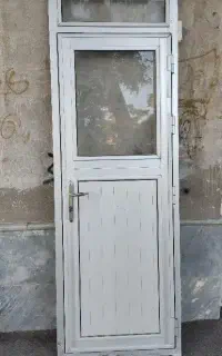 درب ورودی آلومینیوم فابریک